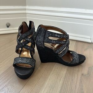 Cynthia Vincent Black and Blue Dotted Elegant Strappy Wedge Sandals